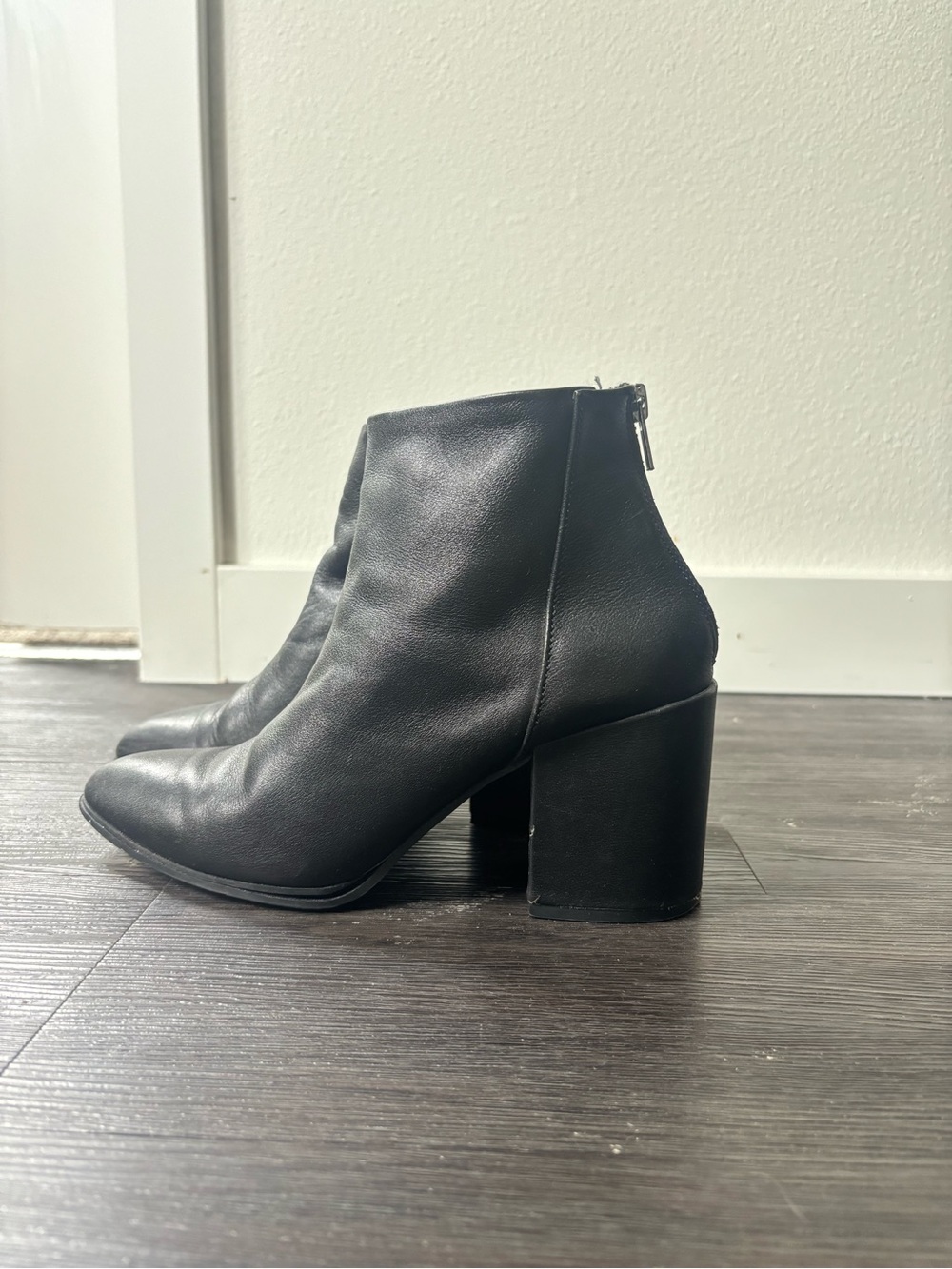 Women’s Black Leather Block Heel Ankle Boots